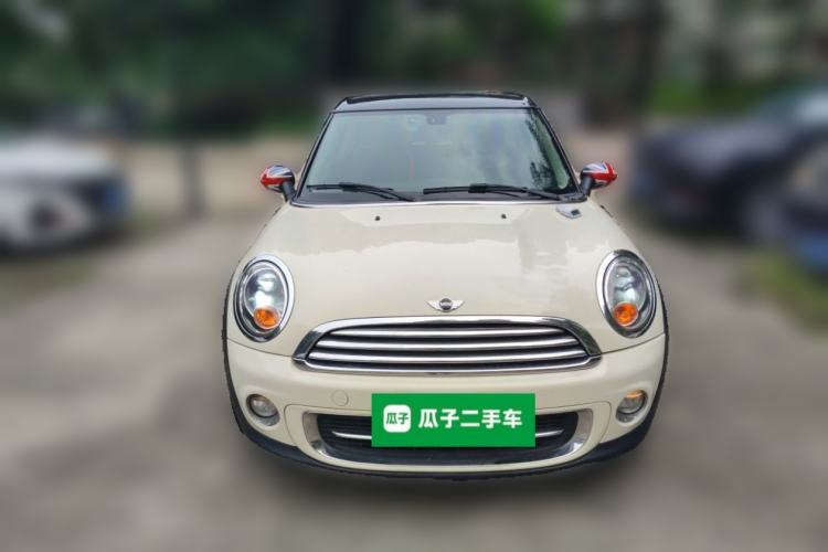 Used MINI Clubman 2011 1.6L COOPER Fun Front