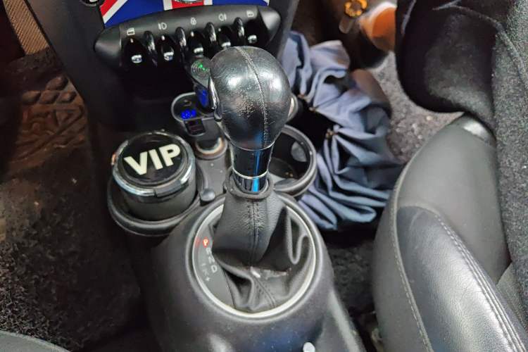 Used MINI Clubman 2011 1.6L COOPER Fun Gear Lever