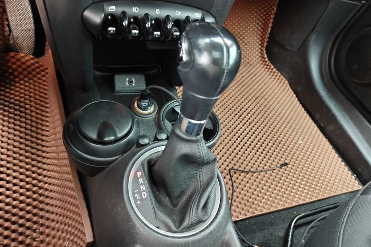 Used MINI Clubman 2011 1.6L COOPER Fun Gear Lever