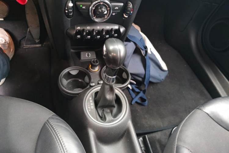 Used MINI Clubman 2011 1.6L COOPER Fun Gear Lever