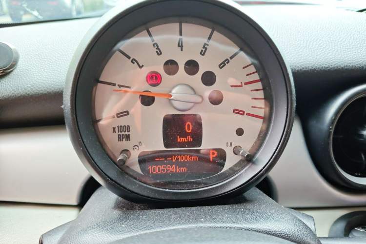 Used MINI Clubman 2011 1.6L ONE Instrument Cluster