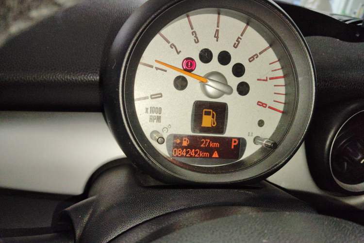 Used MINI Clubman 2011 1.6L ONE Instrument Cluster