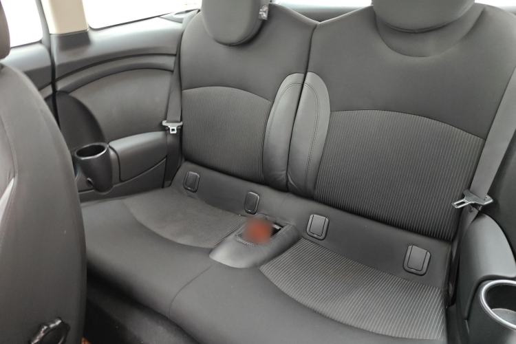 Used MINI Clubman 2011 1.6L COOPER Fun Interior 4