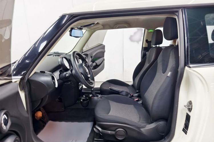 Used MINI Clubman 2011 1.6L ONE Interior 5