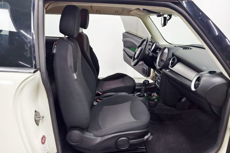 Used MINI Clubman 2011 1.6L ONE Interior 6