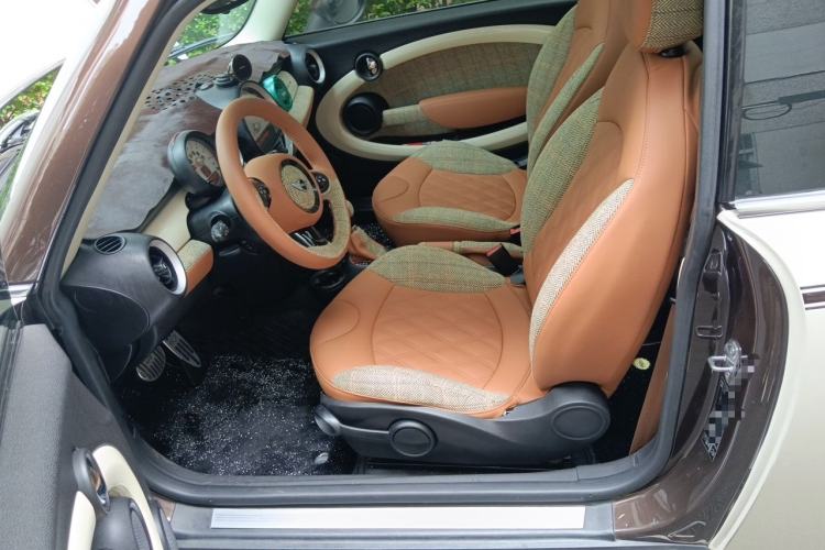 Used MINI Clubman 2011 1.6L COOPER Fun Left Front Seat