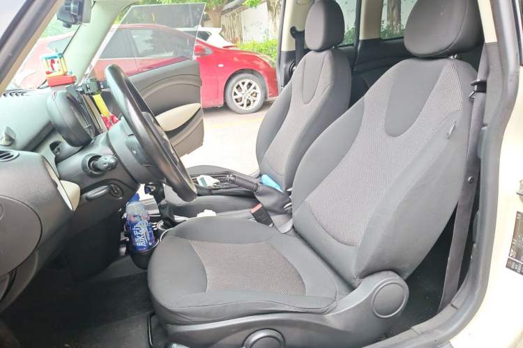 Used MINI Clubman 2011 1.6L ONE Left Front Seat