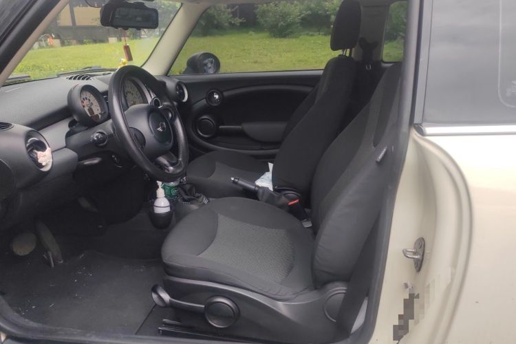 Used MINI Clubman 2011 1.6L ONE Left Front Seat