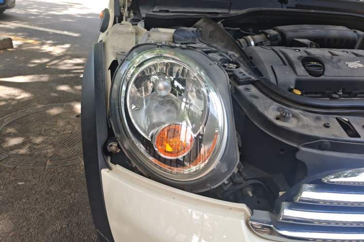 Used MINI Clubman 2011 1.6L ONE Right Front Headlight