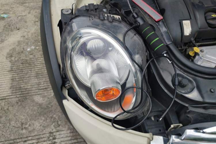 Used MINI Clubman 2011 1.6L COOPER Fun Right Front Headlight