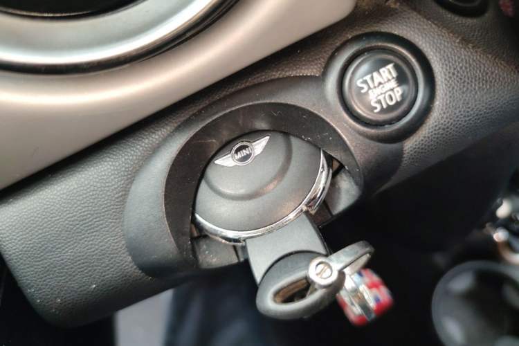Used MINI Clubman 2011 1.6L COOPER Fun Vehicle Key