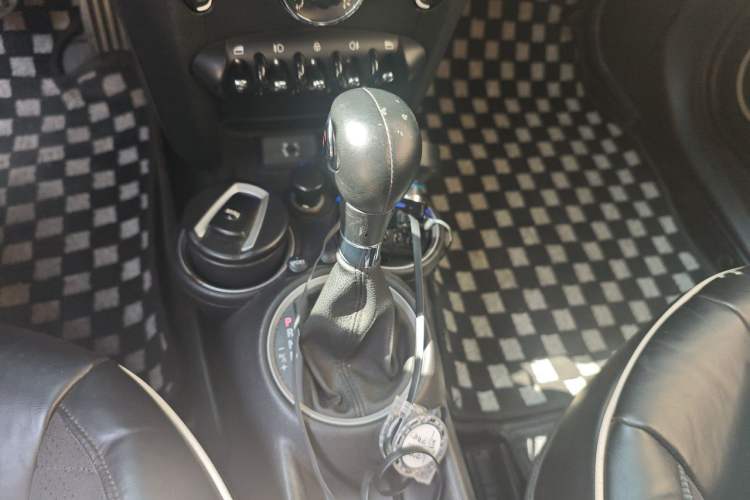 Used MINI Clubman 2012 1.6T COOPER S Fun Gear Lever