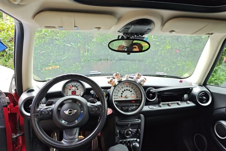 Used MINI Clubman 2012 1.6T COOPER S Fun Center Console