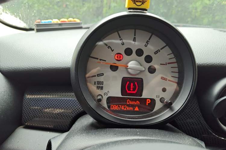 Used MINI Clubman 2012 1.6T COOPER S Fun Instrument Cluster