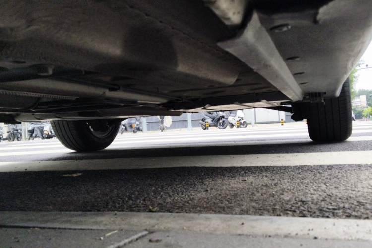 Used MINI Clubman  Chassis Front Left