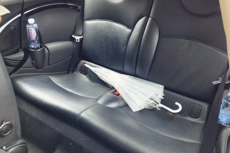 Used MINI Clubman  Left Rear Seat