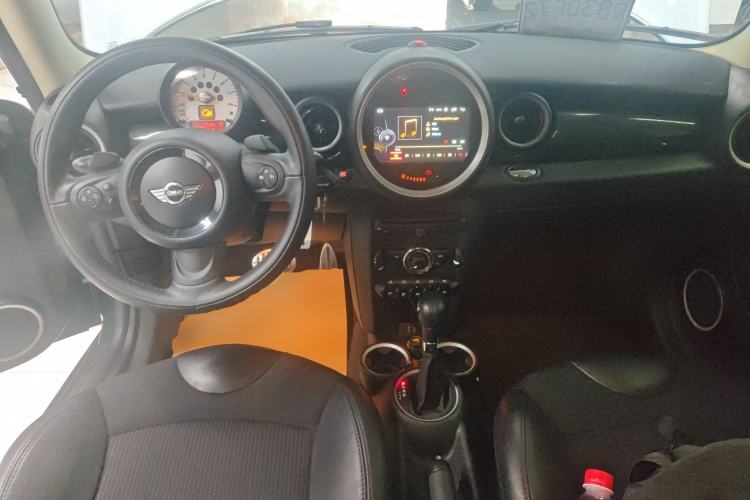 Used MINI Clubman 2012 1.6T COOPER S Fun Center Console