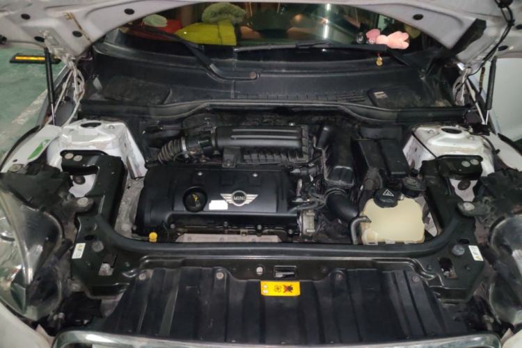 Used MINI Clubman 2013 1.6L COOPER Bond Street Engine Bay
