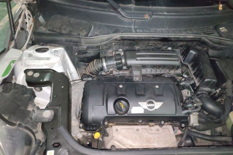 Used MINI Clubman 2013 1.6L COOPER Bond Street Engine Bay Right
