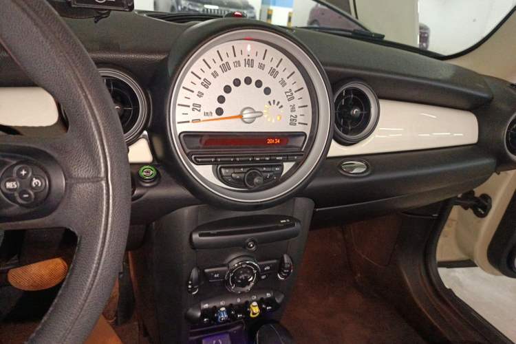 Used MINI Clubman 2013 1.6L COOPER Bond Street Audio And AC Panel