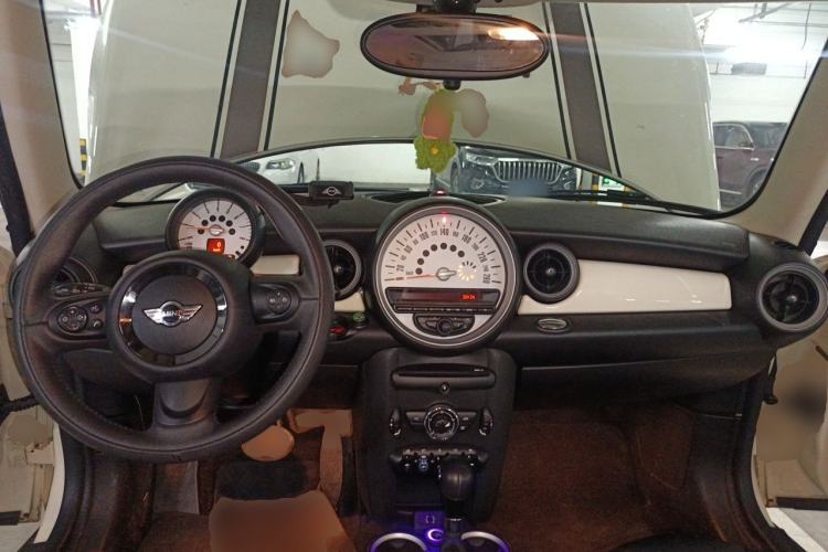 Used MINI Clubman 2013 1.6L COOPER Bond Street Center Console