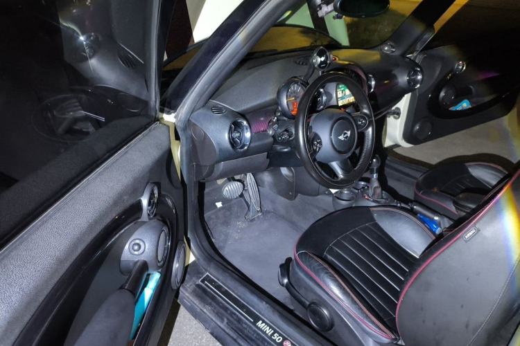 Used MINI Clubman  Driver Seat