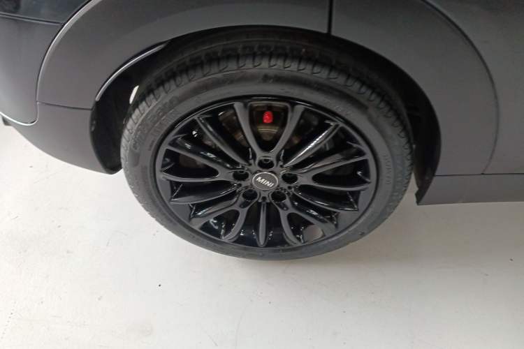 Used MINI Clubman 2016 1.5T ONE Internet Limited Edition Exterior 5
