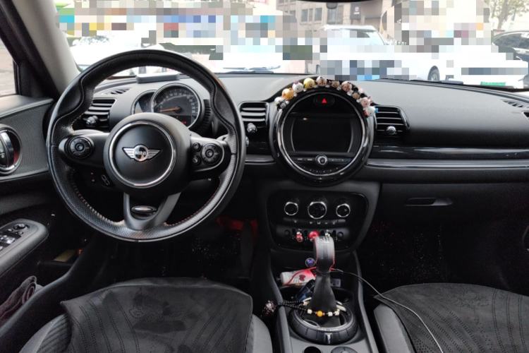 Used MINI Clubman 2016 Revised 2.0T COOPER S Center Console
