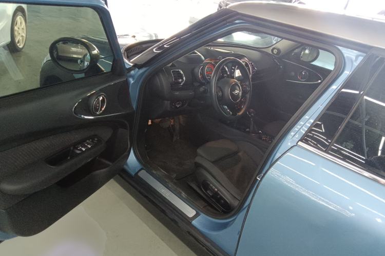 Used MINI Clubman 2016 Revised Version 1.5T COOPER Connoisseur Edition Driver Seat