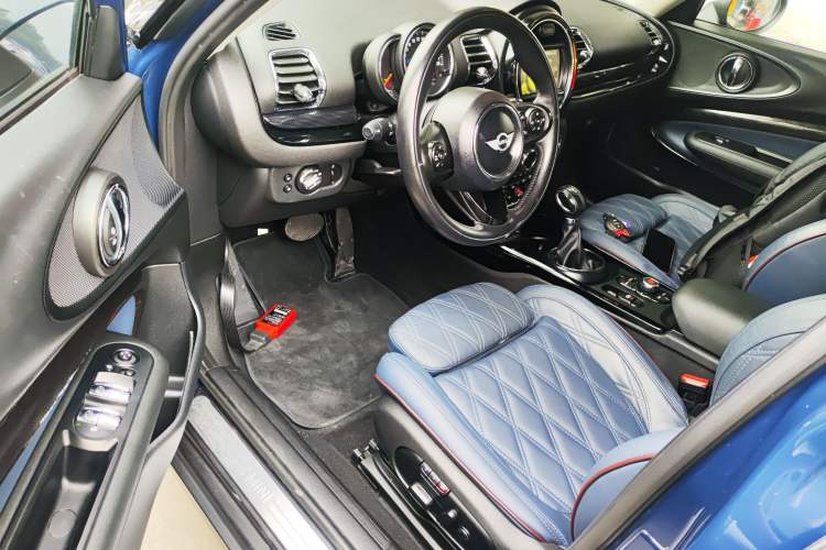 Used MINI Clubman 2016 Revised Version 1.5T COOPER Connoisseur Edition Driver Seat