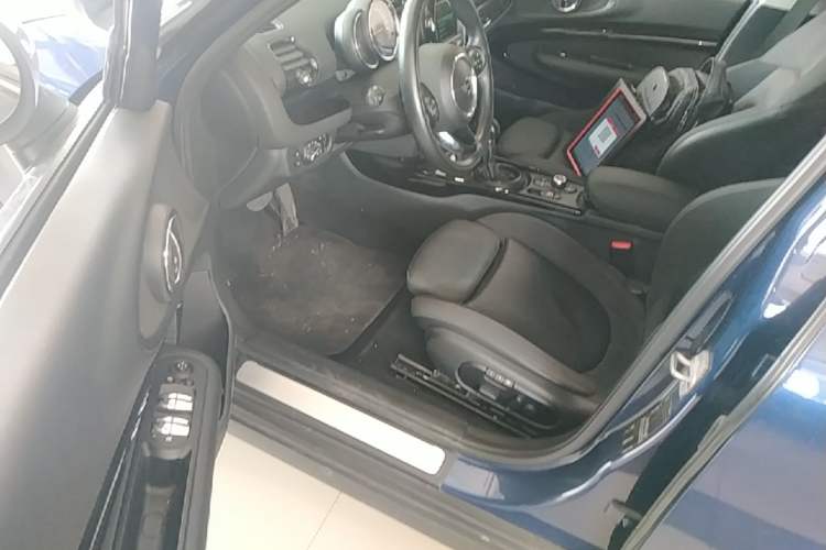 Used MINI Clubman 2016 Revised 1.5T COOPER Driver Seat