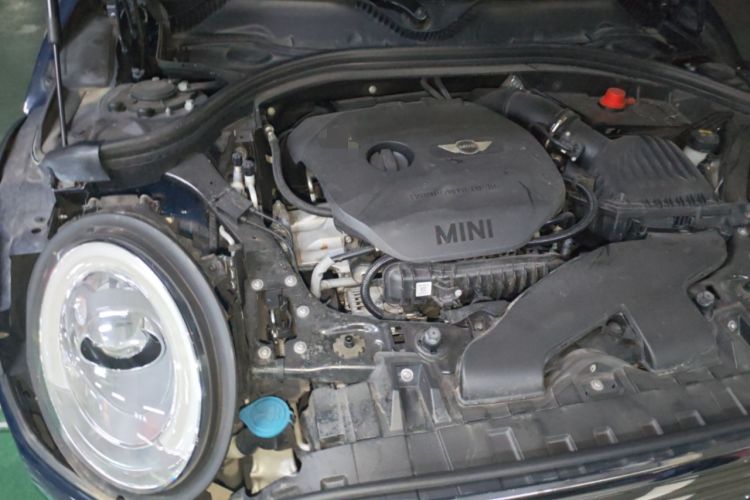 Used MINI Clubman 2016 Updated 1.5T COOPER Geek Edition Engine Bay Right