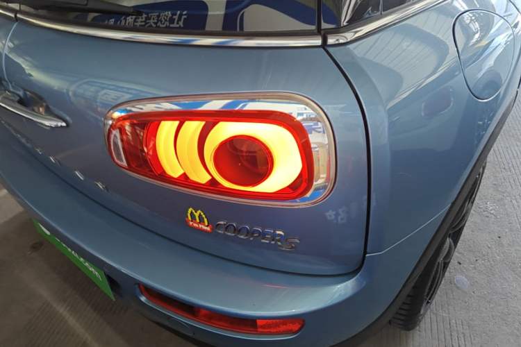 Used MINI Clubman 2016 Revised Version 1.5T COOPER Connoisseur Edition Exterior 3