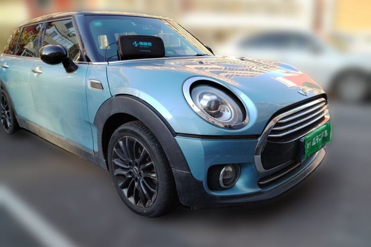 Used MINI Clubman 2016 Revised 1.5T COOPER Front Right 45 Deg