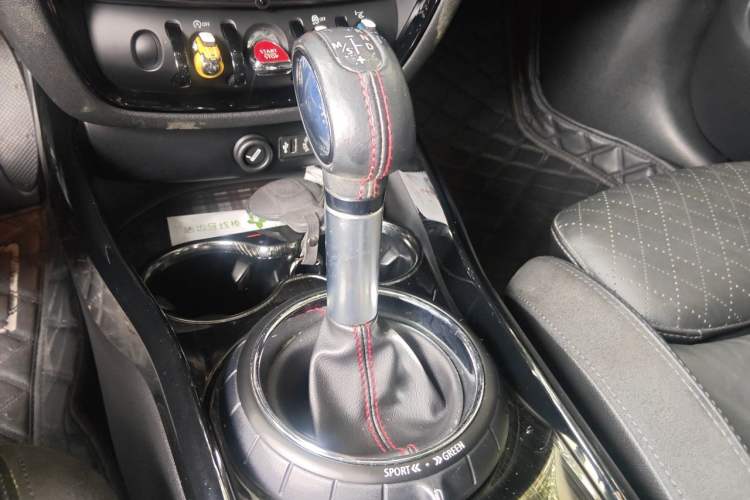 Used MINI Clubman 2016 Revised Version 2.0T COOPER S Geek Edition Gear Lever