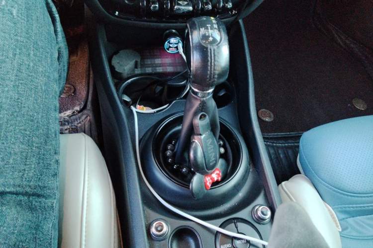 Used MINI Clubman 2016 Revised 1.5T COOPER Gear Lever