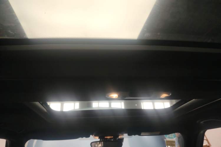 Used MINI Clubman 2016 Revised Version 1.5T COOPER Connoisseur Edition Headliner