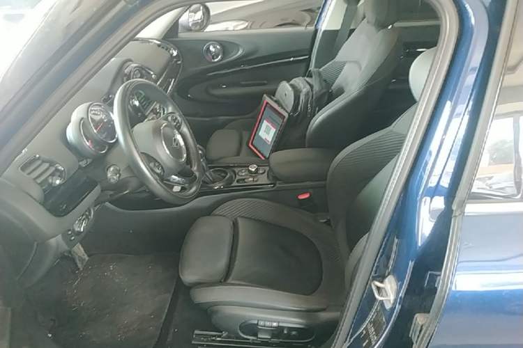 Used MINI Clubman 2016 Revised 1.5T COOPER Left Front Seat