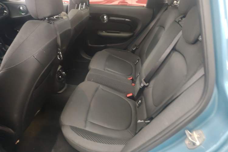 Used MINI Clubman 2016 Revised Version 1.5T COOPER Connoisseur Edition Left Rear Seat