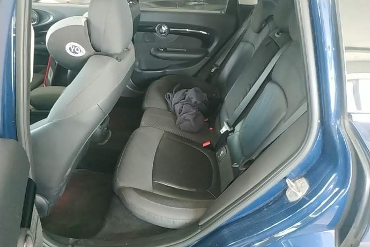 Used MINI Clubman 2016 Revised 1.5T COOPER Left Rear Seat