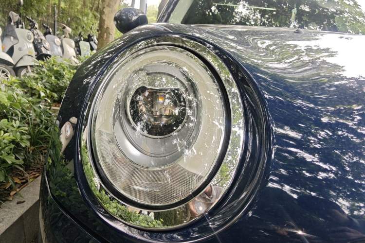 Used MINI Clubman 2016 Revised Version 2.0T COOPER S Geek Edition Right Front Headlight
