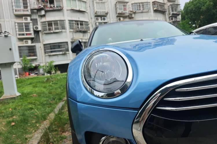 Used MINI Clubman 2016 Revised 1.5T COOPER Right Front Headlight