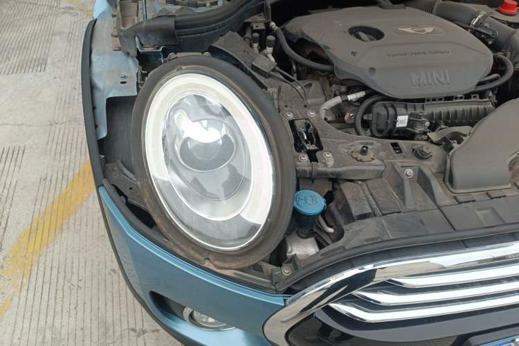 Used MINI Clubman 2016 Updated 1.5T COOPER Geek Edition Right Front Headlight