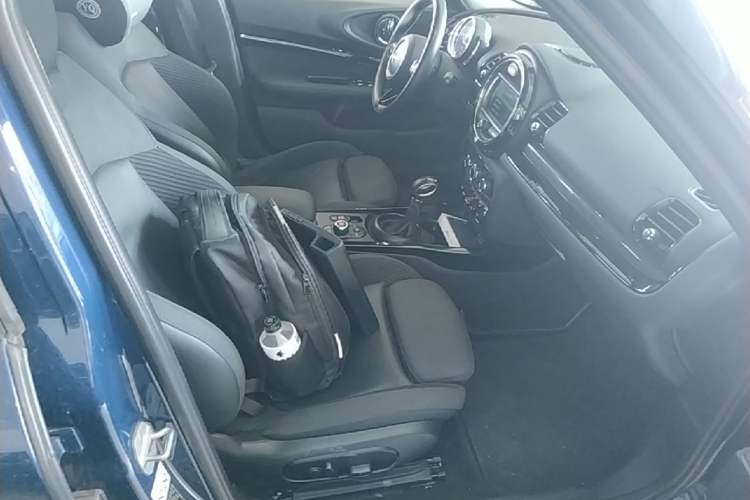Used MINI Clubman 2016 Revised 1.5T COOPER Right Front Seat