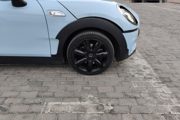 Used MINI Clubman 2016 Revised 2.0T COOPER S Right Front Wheel Hub