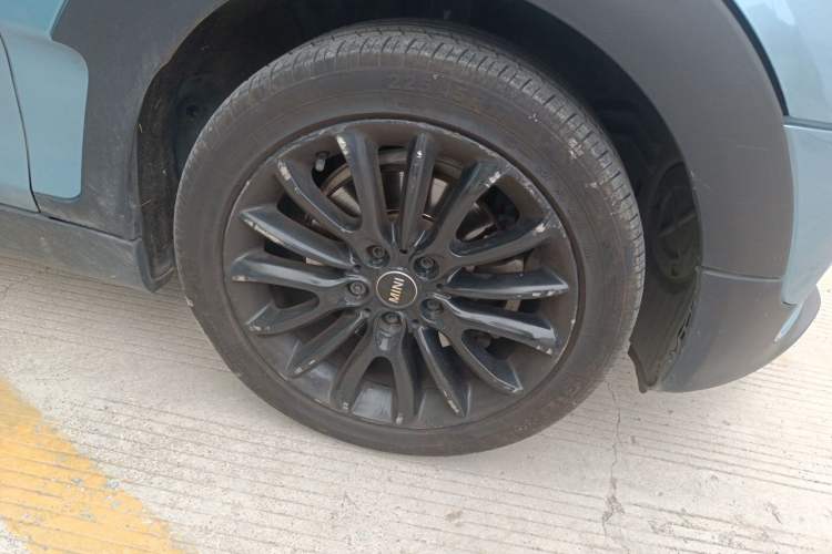 Used MINI Clubman 2016 Updated 1.5T COOPER Geek Edition Right Front Wheel Hub