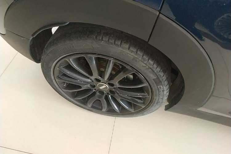 Used MINI Clubman 2016 Revised 1.5T COOPER Right Rear Wheel Hub