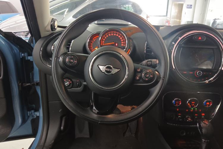 Used MINI Clubman 2016 Revised Version 1.5T COOPER Connoisseur Edition Steering Wheel