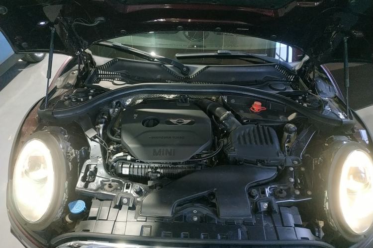 Used MINI Clubman 2016 Revised 2.0T COOPER S Engine Bay
