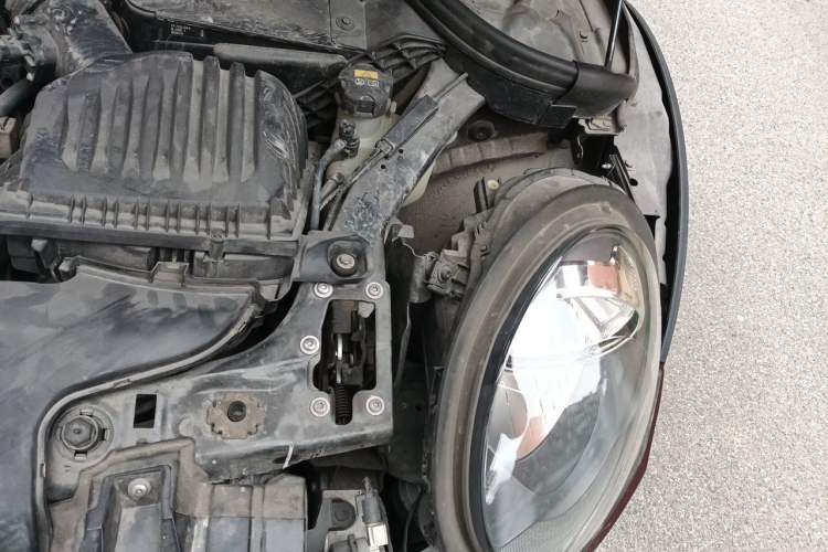 Used MINI Clubman 2016 1.5T COOPER Engine Bay Left
